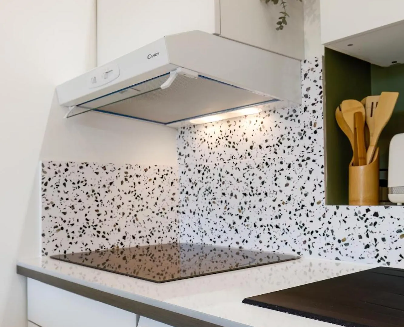 Apartment Stay&Go Des Monts - Centre-Ville - Parking Prive - 20 Min Du Lac Aix-les-Bains